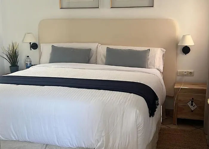 Villa Atenea By Aura