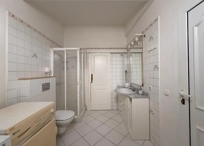 Atenea By Aura * Charco del Palo