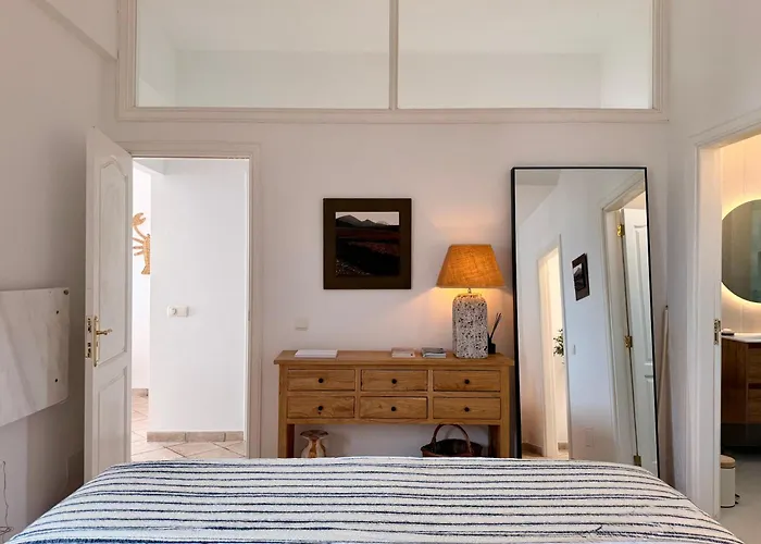 Villa Atenea By Aura